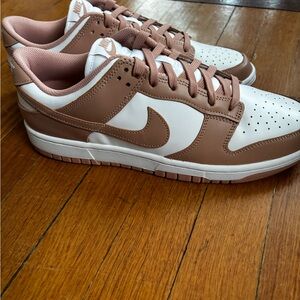 Nike Dunks Low